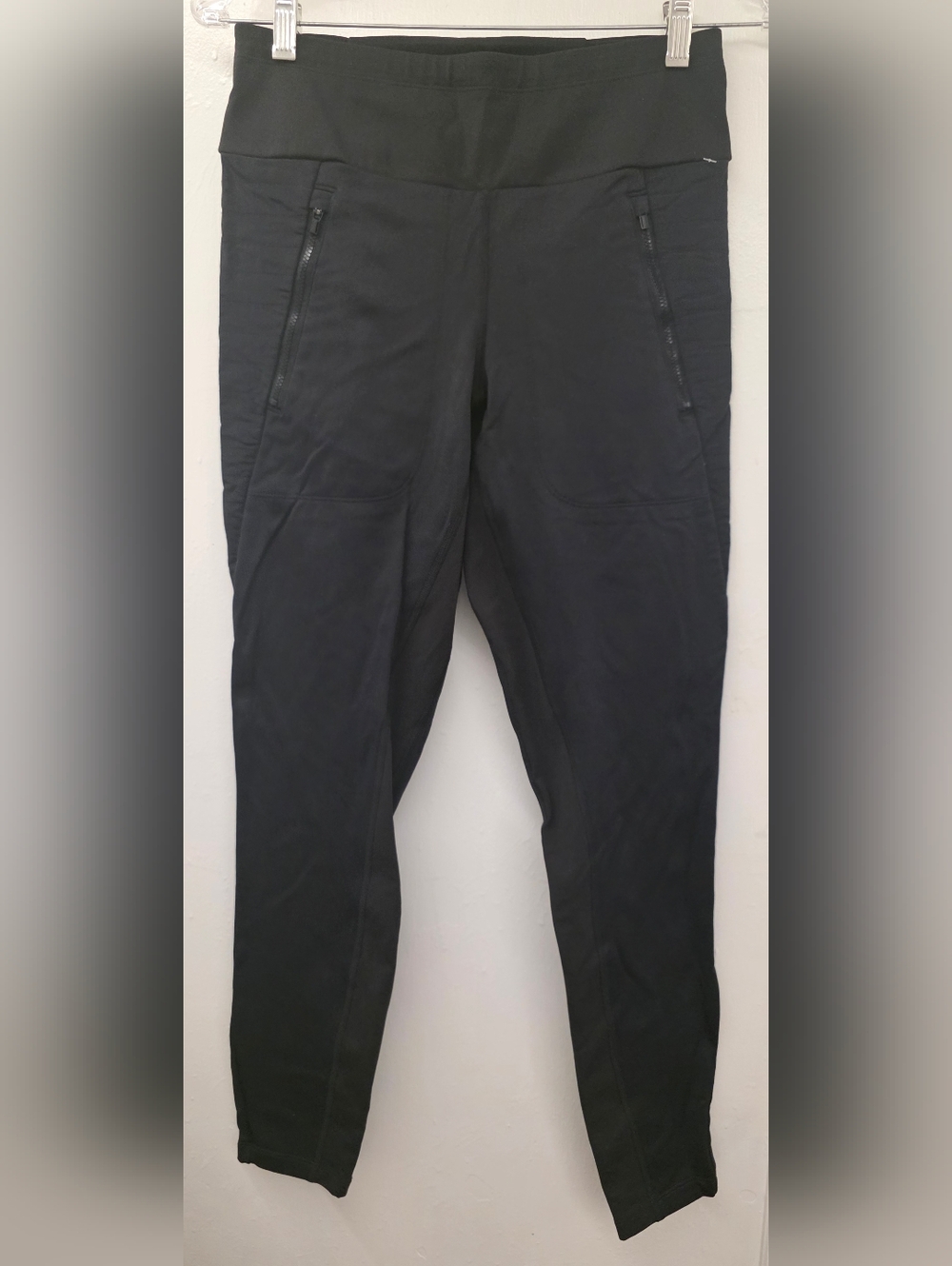 Athleta Peak Hybrid Fleece Tight Black Zip Pocket Leggings Size Small